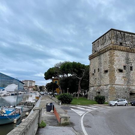维亚雷焦La Brezza Viareggina A 500 Mt Dal Mare, Dal Carnevale E Dagli Stabilimenti Balneari公寓 外观 照片