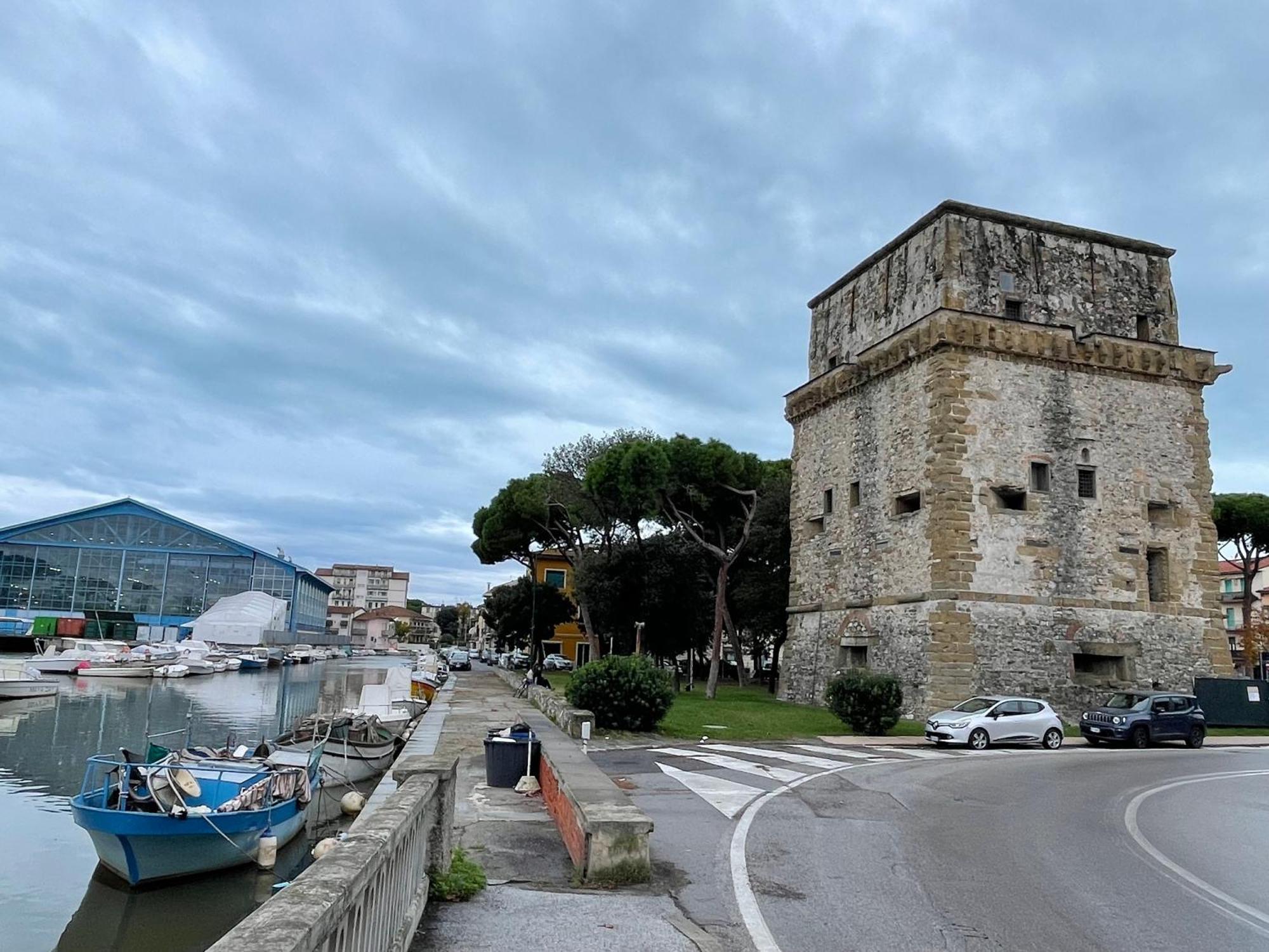 维亚雷焦La Brezza Viareggina A 500 Mt Dal Mare, Dal Carnevale E Dagli Stabilimenti Balneari公寓 外观 照片
